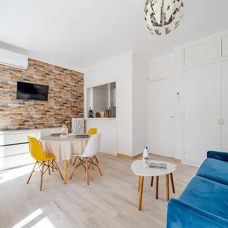 Proche Avec Jardin Apartmán